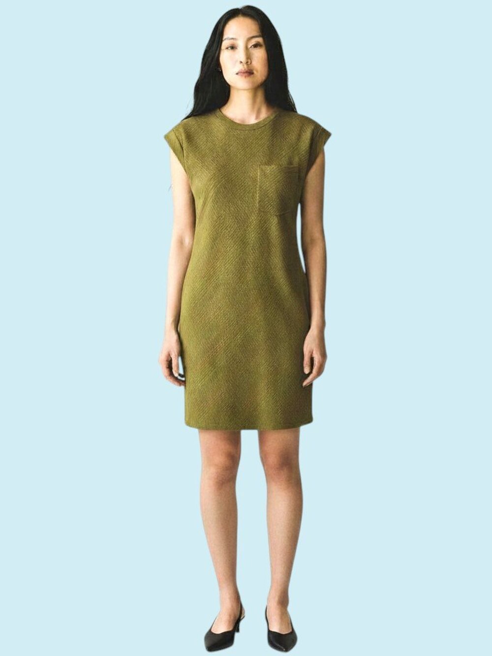 Entro Textured Knit Dress Size Medium Olive Green Cap Sleeve Knee Length Casual